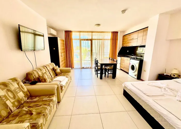 公寓 Apartcomplex Grand Kamelia Sunny