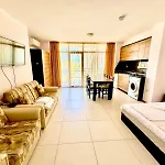 Appartement Apartcomplex Grand Kamelia Sunny