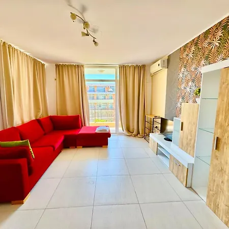 Apartcomplex Grand Kamelia Sunny Апартамент *