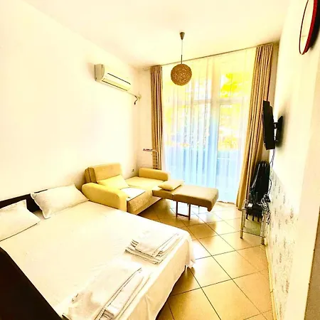 Apartcomplex Grand Kamelia Sunny Napospart